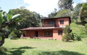 Casas Con Tejas De Barro Y Teja Asf Ltica Casas Rusticas