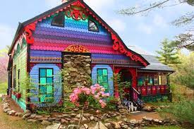 14 fachadas de casas de campo pintadas de colores. - Casas Rusticas