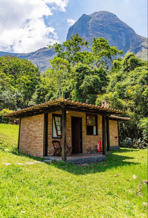 10 casas de ladrillo, teja y madera en zonal rurales - Casas Rusticas
